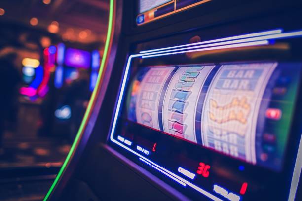 Banyak kasino online menawarkan turnamen slot gratis, di mana para pemain dapat bersaing satu sama lain untuk mendapatkan kesempatan memenangkan hadiah