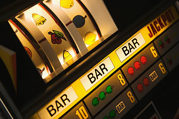Slot Machine didukung oleh generator angka acak (RNG), yang memastikan bahwa setiap putaran benar-benar acak dan tidak bergantung pada putaran sebelumnya